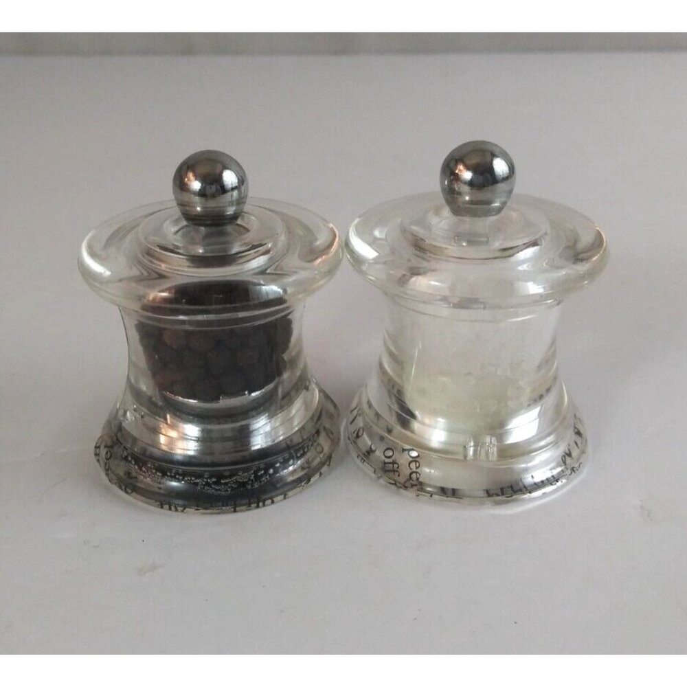 New 2005 Jo-Ann Holiday Clear Plastic 2.25" Salt & Pepper Shakers Sealed No Box